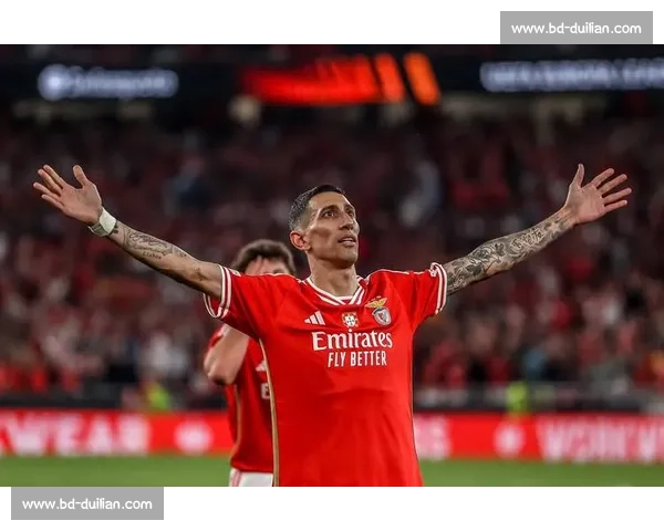 叉车工铁卫缺席!奥克兰城世俱杯迎战拜仁陷用人荒