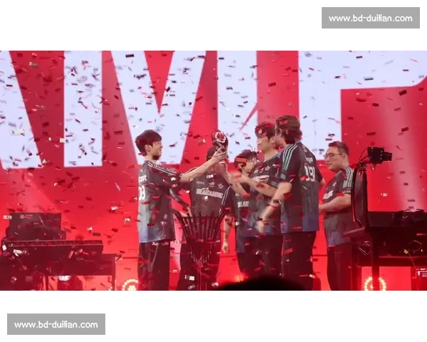 电竞盛宴!XX战队最终捧杯,欧洲电竞杯决赛精彩不容错过!