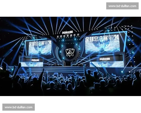 感动!英雄联盟总决赛,选手赛后向家人鞠躬,情感到位!